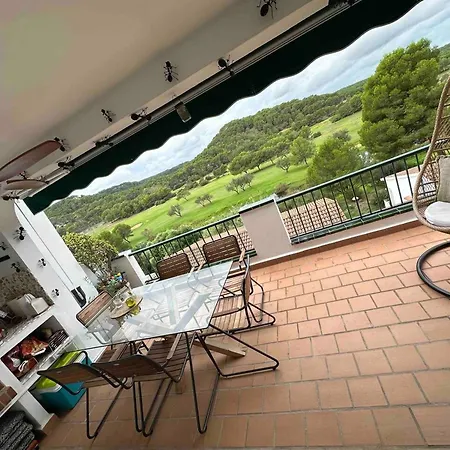 Spacious Near With Shared Pool * Son Parc